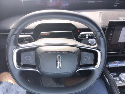 Certified 2024 Lincoln Nautilus Reserve w/ Jet Appearance Package (87T) AWD/4WD image 35