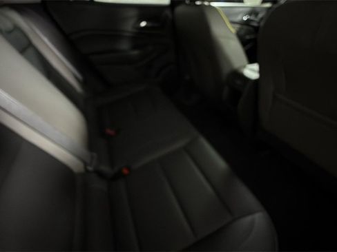 Used 2024 Chevrolet Trax ACTIV w/ Sunroof Package image 34