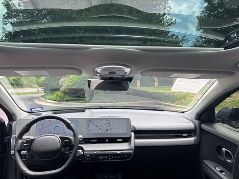 Used 2024 Hyundai Ioniq 5 Limited RWD image 31