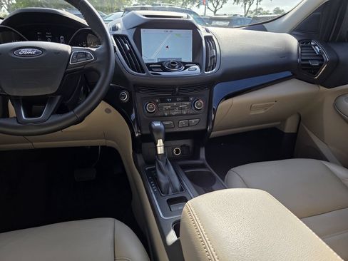Used 2017 Ford Escape Titanium FWD image 14