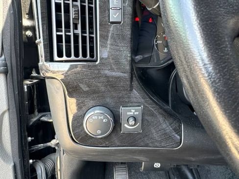 Used 2023 Chevrolet Express 2500 Extended RWD image 25