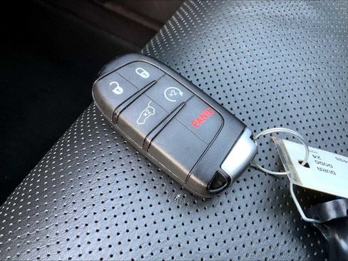 Used 2024 Dodge Durango GT image 14