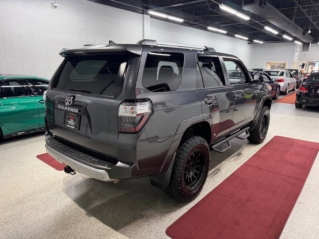 Used 2018 Toyota 4Runner TRD Off-Road Premium AWD/4WD image 14