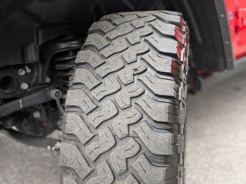 Used 2025 Jeep Wrangler Unlimited Sport S 4xe AWD/4WD image 34