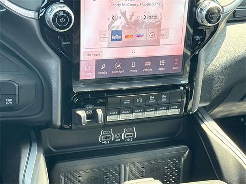 New 2025 RAM 2500 Big Horn image 18