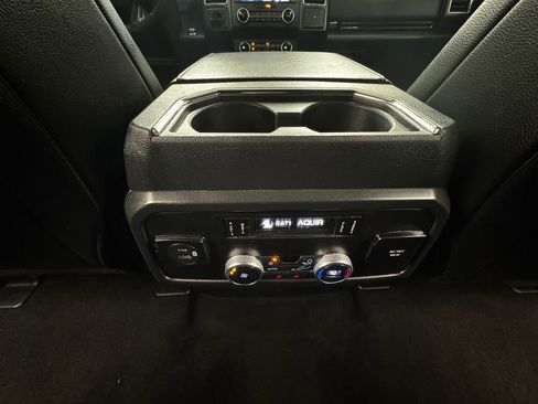 Used 2021 Ford Expedition Max Limited image 28