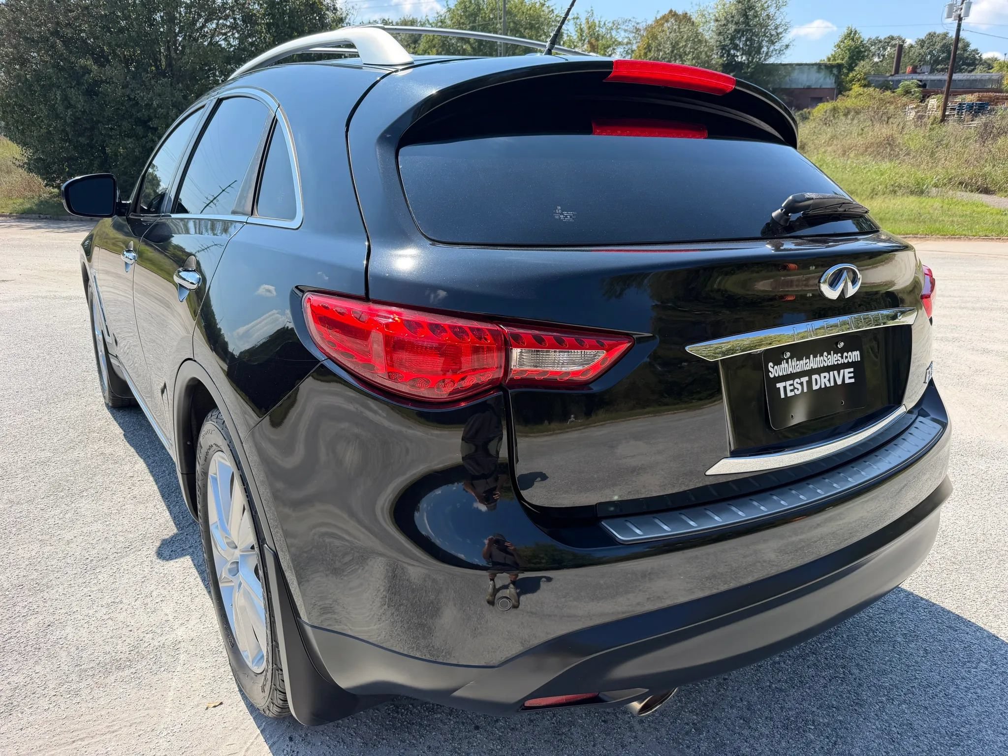 Used 2012 INFINITI FX35 2WD w/ Premium Pkg image 3