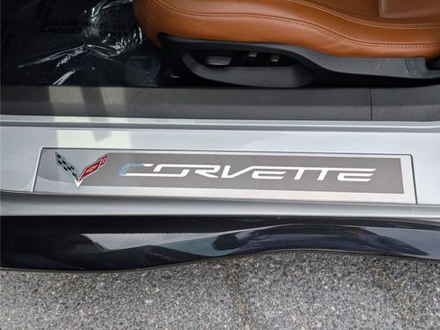 Used 2015 Chevrolet Corvette Z06 w/ 3LZ Preferred Equipment Group RWD image 18