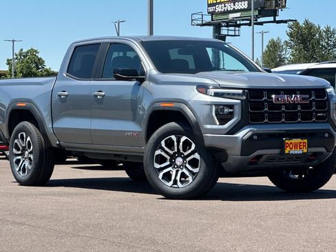 Used 2024 GMC Canyon AT4 w/ AT4 Premium Package AWD/4WD image 2
