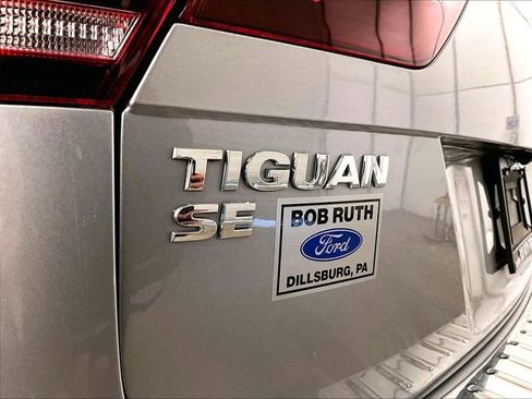 Used 2021 Volkswagen Tiguan SE R-Line w/ 3rd Row Seat Package AWD/4WD image 13