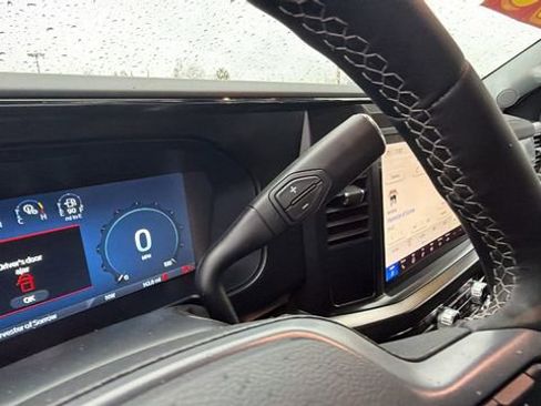 New 2026 Ford F250 Lariat w/ Chrome Package image 26