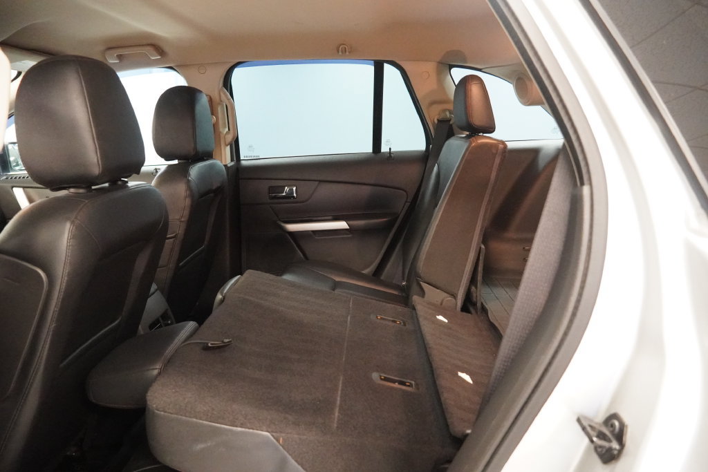 Used 2014 Ford Edge Limited FWD image 26