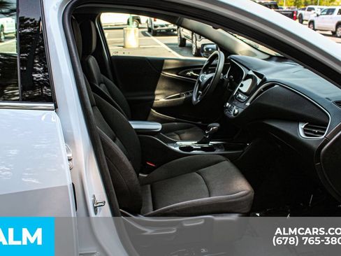 Used 2024 Chevrolet Malibu LT FWD image 21