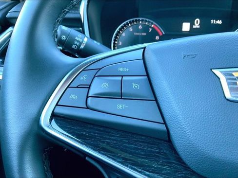 Used 2025 Cadillac XT5 Premium Luxury image 18