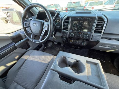 Used 2017 Ford F150 XLT w/ Equipment Group 302A Luxury image 16