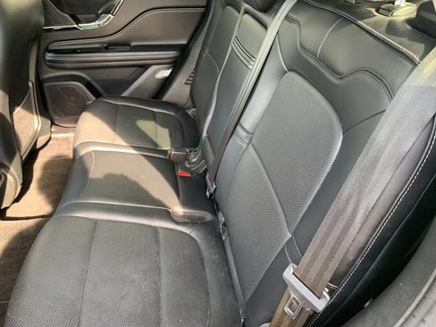 Used 2022 Lincoln Corsair AWD w/ Premium Package image 18