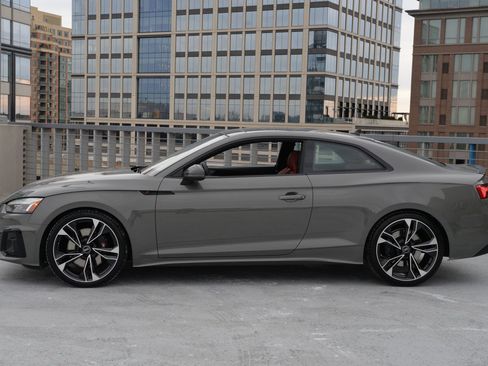 Used 2023 Audi S5 Premium Plus image 2