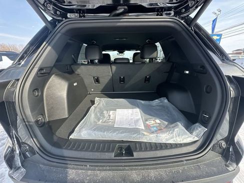 New 2026 Chevrolet Equinox LT w/ Convenience Package II image 27