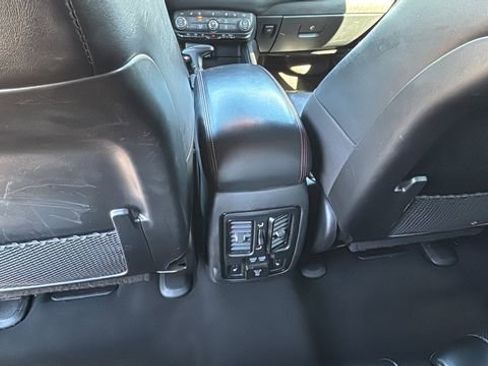 Used 2024 Dodge Durango GT image 21
