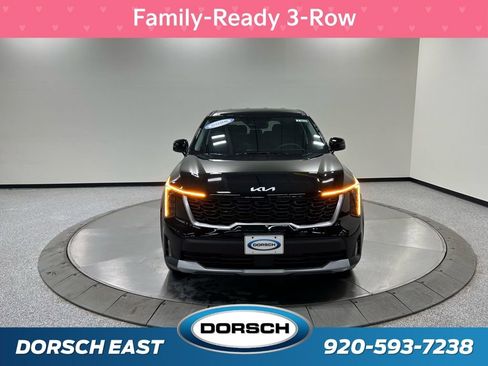 New 2026 Kia Sorento LX image 2