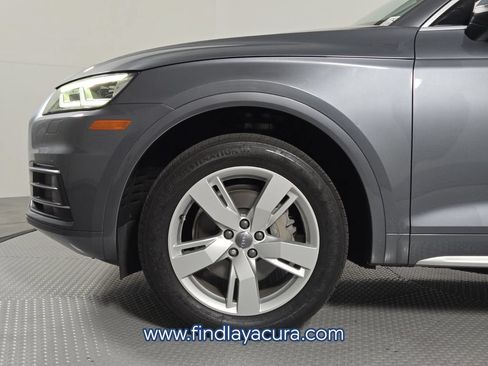 Used 2018 Audi Q5 2.0T Premium Plus w/ Premium Plus Package AWD/4WD image 12