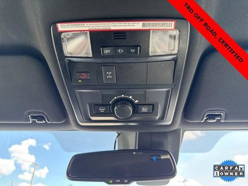 Certified 2022 Toyota Tacoma TRD Off-Road image 21