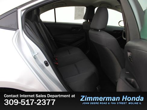 Used 2024 Toyota Corolla LE image 7