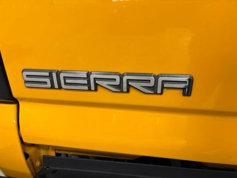 Used 2001 GMC Sierra 3500 4x4 Crew Cab w/ Off-Road Skid Plate Pkg image 10