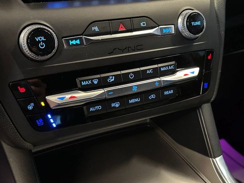 Used 2020 Ford Explorer ST w/ Premium Technology Package AWD/4WD image 15