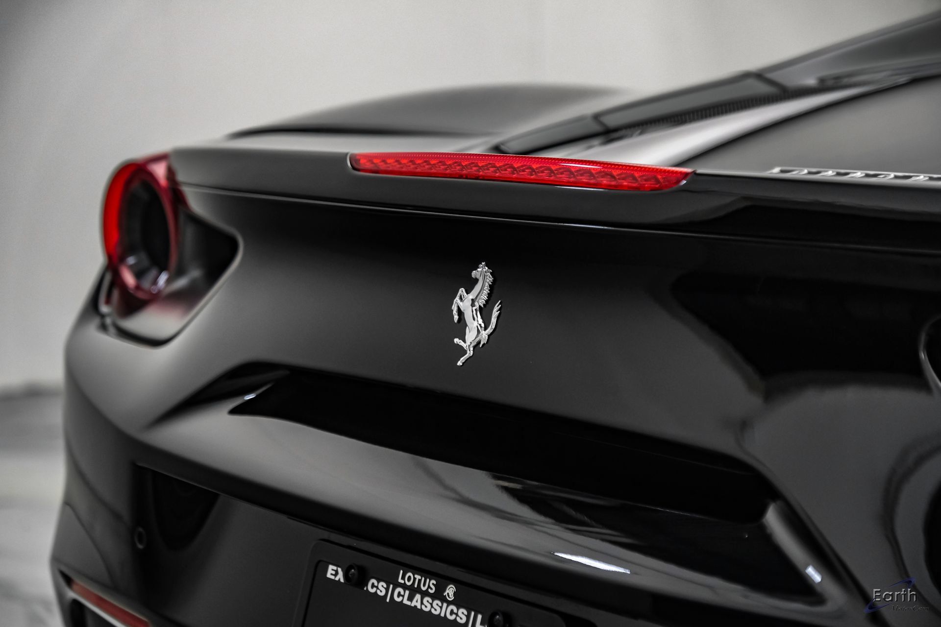 Used 2018 Ferrari 488 Spider RWD image 21