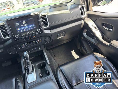 Used 2024 Nissan Frontier SL w/ Technology Package RWD image 16