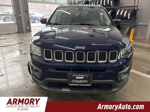 Used 2020 Jeep Compass Latitude image 2