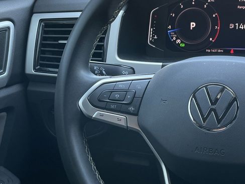 Used 2023 Volkswagen Atlas Cross Sport SE image 15