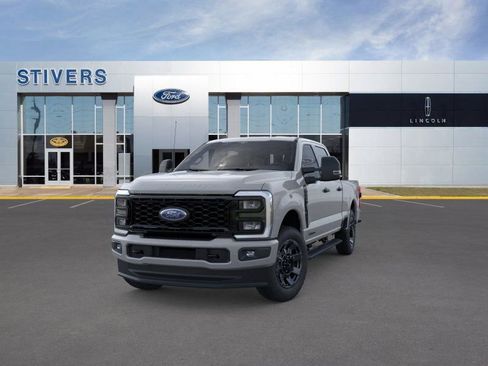 New 2026 Ford F250 XL image 3