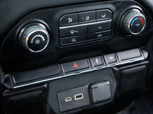 Used 2021 Chevrolet Silverado 2500 W/T w/ WT Fleet Convenience Package image 31