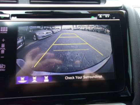 Used 2017 Honda Fit EX image 11