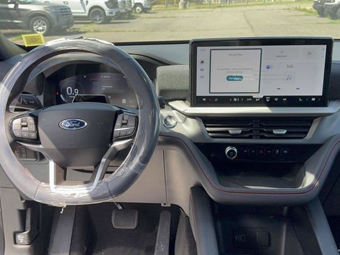 New 2026 Ford Explorer ST-Line w/ ST-Line Street Pack AWD/4WD image 14