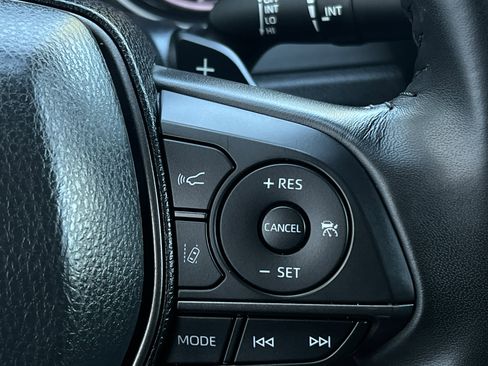 Used 2024 Toyota Camry SE image 13