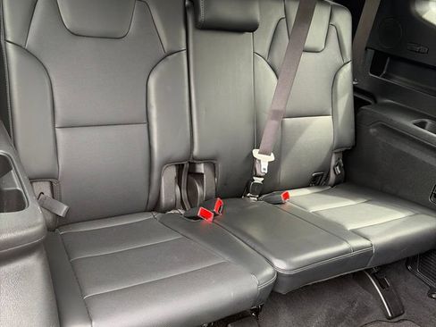 Used 2025 Kia Telluride S FWD image 13