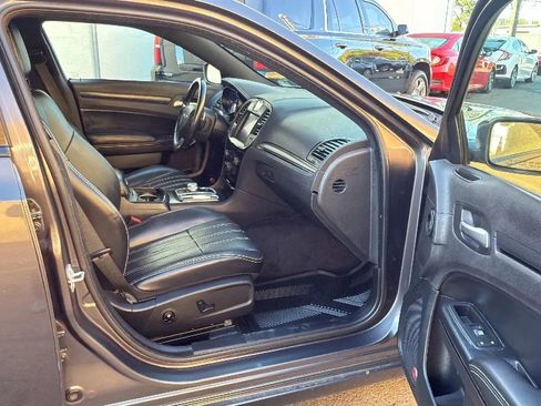 Used 2016 Chrysler 300 S RWD image 24