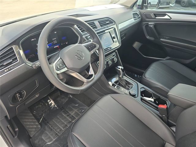 Used 2024 Volkswagen Tiguan S AWD/4WD image 16