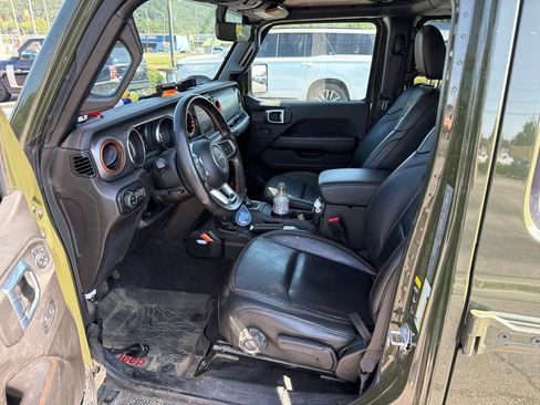 Used 2022 Jeep Gladiator Mojave w/ Safety Group AWD/4WD image 8