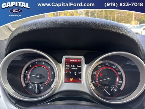 Used 2020 Dodge Journey SE w/ SE Popular Equipment Group image 22