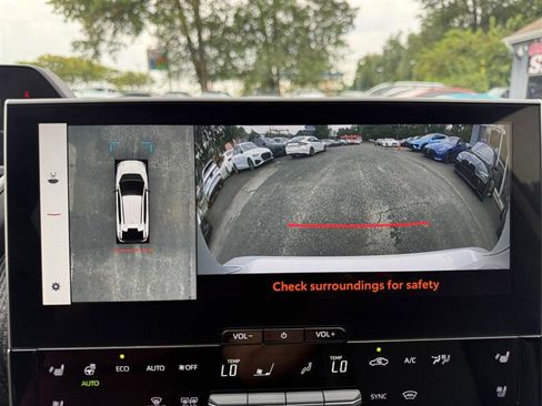 Used 2024 Toyota bZ4X AWD image 21