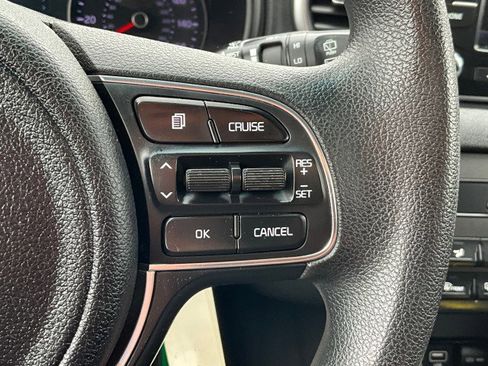 Used 2019 Kia Sportage LX FWD image 17