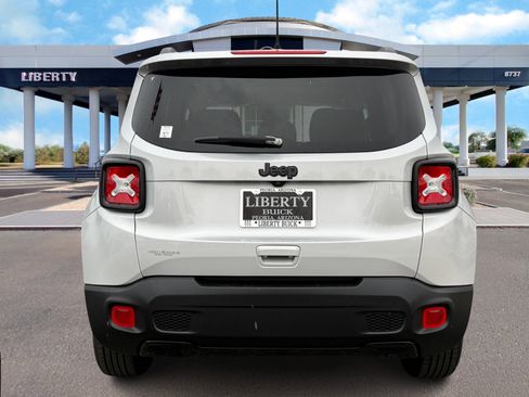 Used 2020 Jeep Renegade Altitude image 5