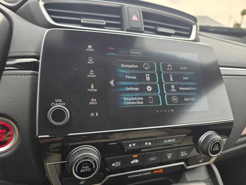 Used 2017 Honda CR-V Touring image 29