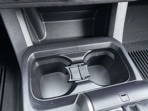 Used 2020 Toyota Tacoma SR5 image 20