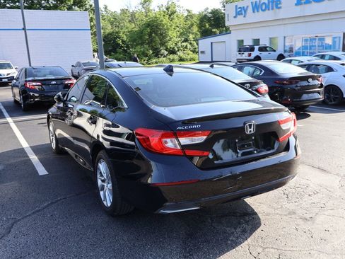 Used 2018 Honda Accord LX image 5