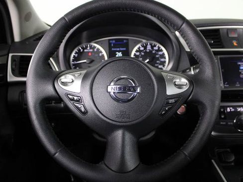 Certified 2019 Nissan Sentra SV FWD image 24